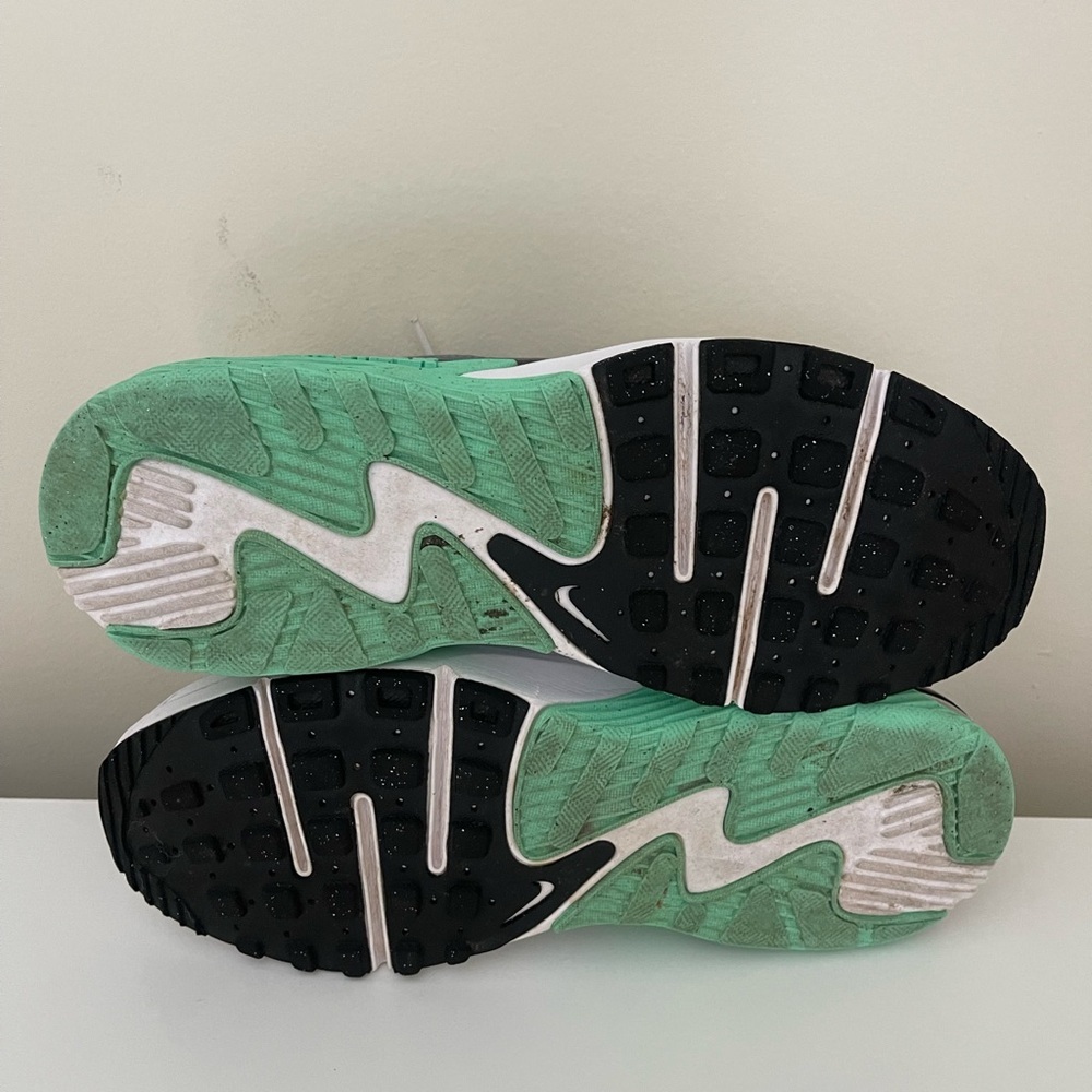 Nike Air Max Excee Womens Size 8.5 DM8346-100 White Running Shoes‎ Sneakers - Picture 7 of 8